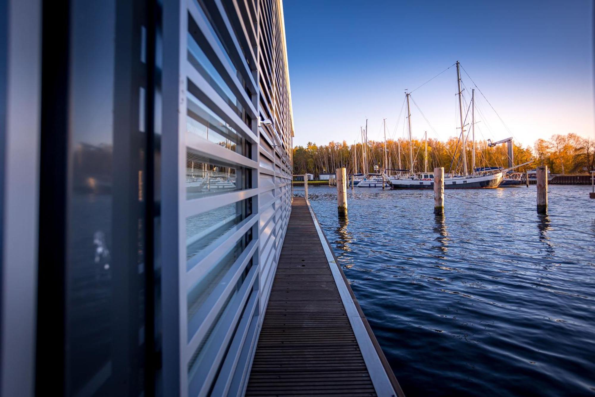 Floatinghouses Peenemuende Bagian luar foto