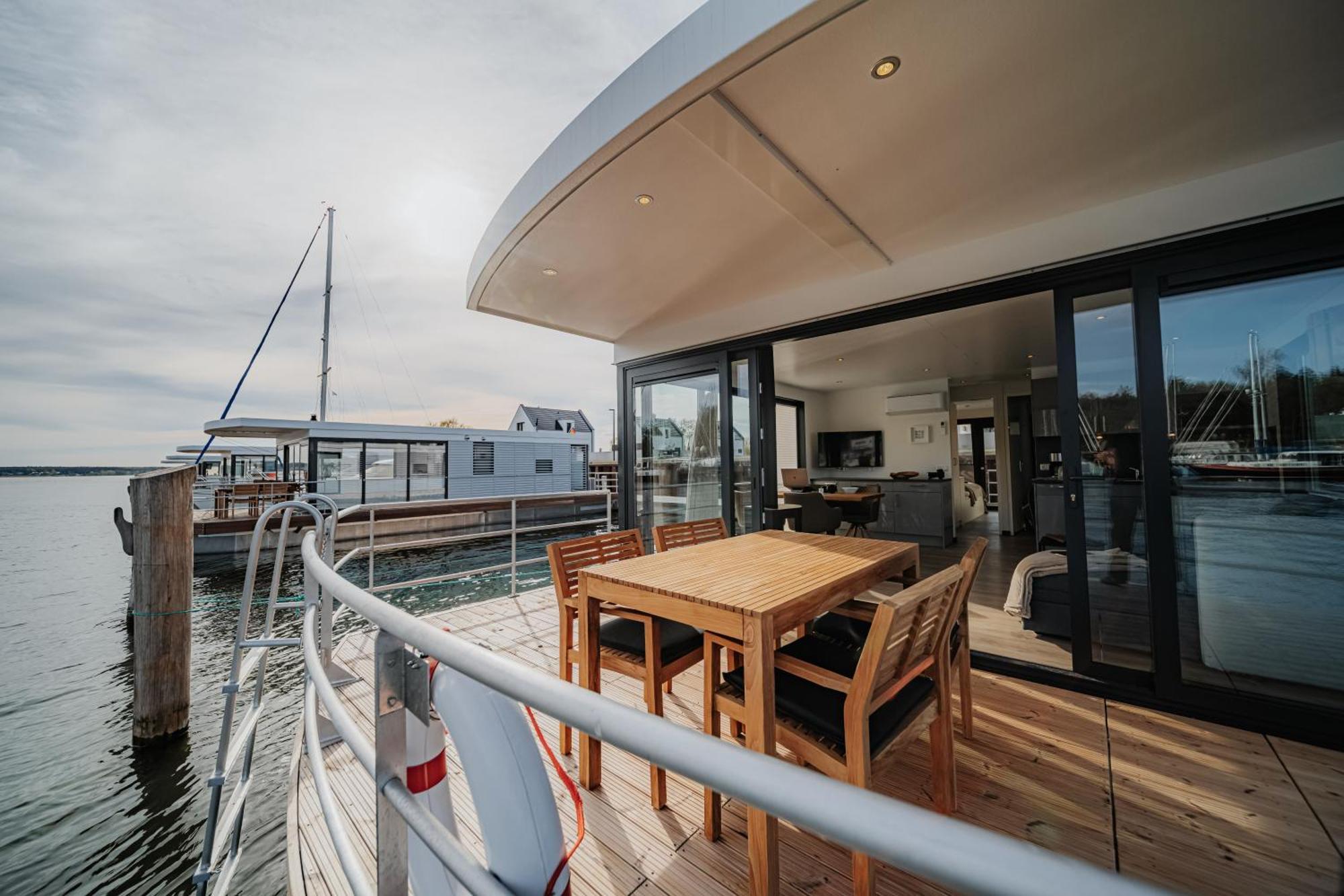 Floatinghouses Peenemuende Bagian luar foto